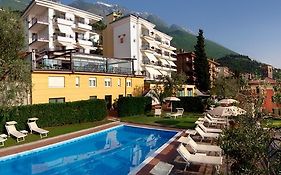 Hotel Capri Lake Garda